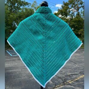 NEW handmade teal shawl wrap traingle crocheted
